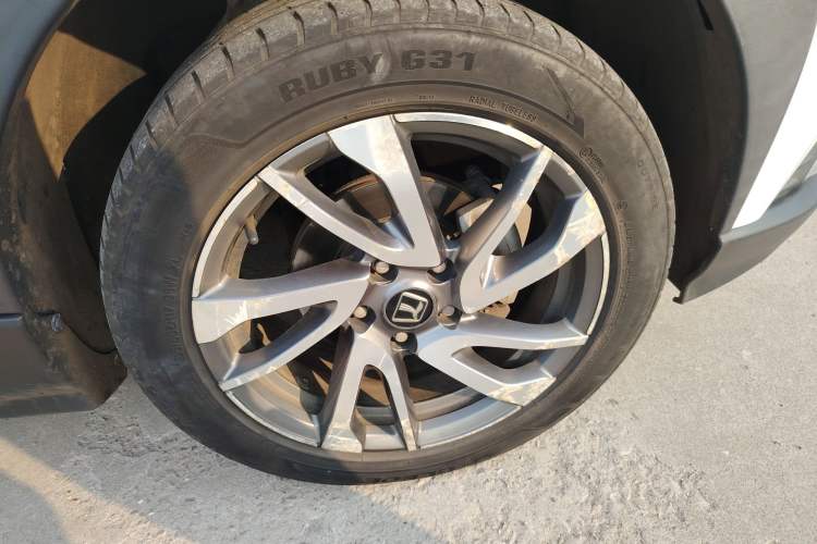 Used Luxgen U5 SUV 2017 1.6L CVT Knight Edition Right Front Wheel Hub