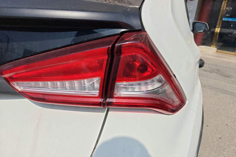 Used Luxgen U5 SUV 2017 1.6L CVT Maxima AR+ Edition Right Rear Taillight