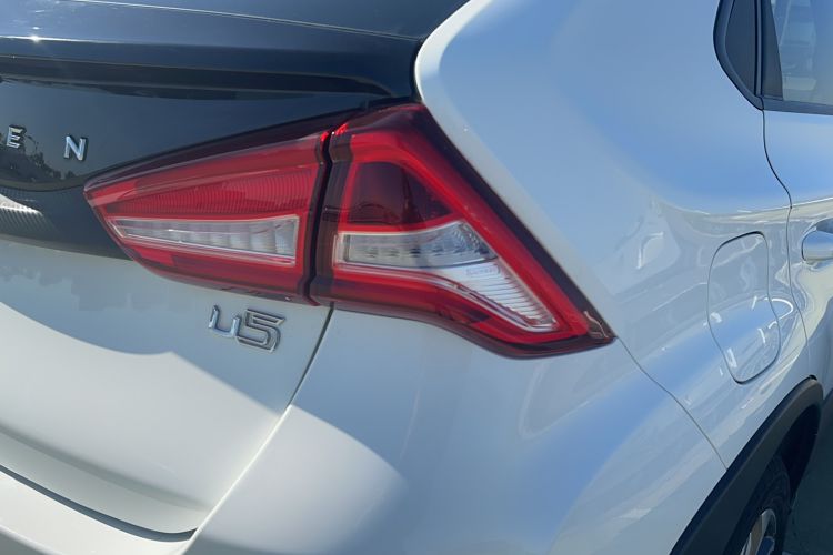 Used Luxgen U5 SUV 2017 1.6L CVT Knight Edition Right Rear Taillight