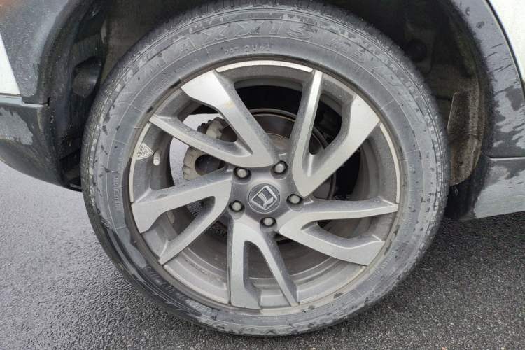 Used Luxgen U5 SUV 2017 1.6L CVT Knight Edition Right Rear Wheel Hub