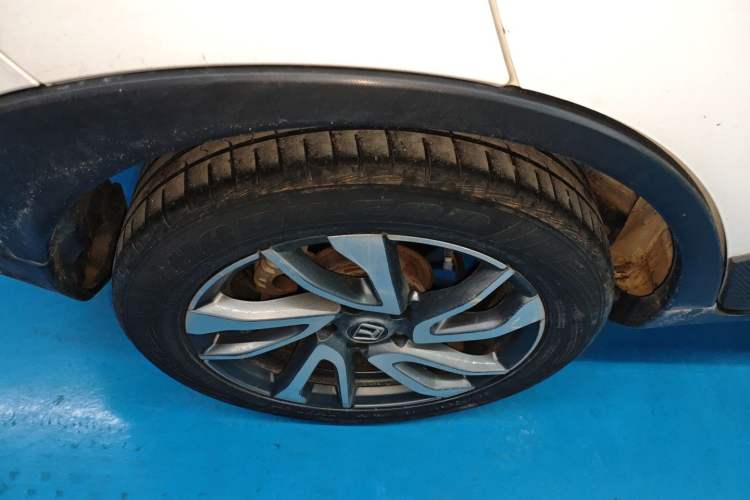 Used Luxgen U5 SUV 2017 1.6L CVT Knight Edition Right Rear Wheel Hub