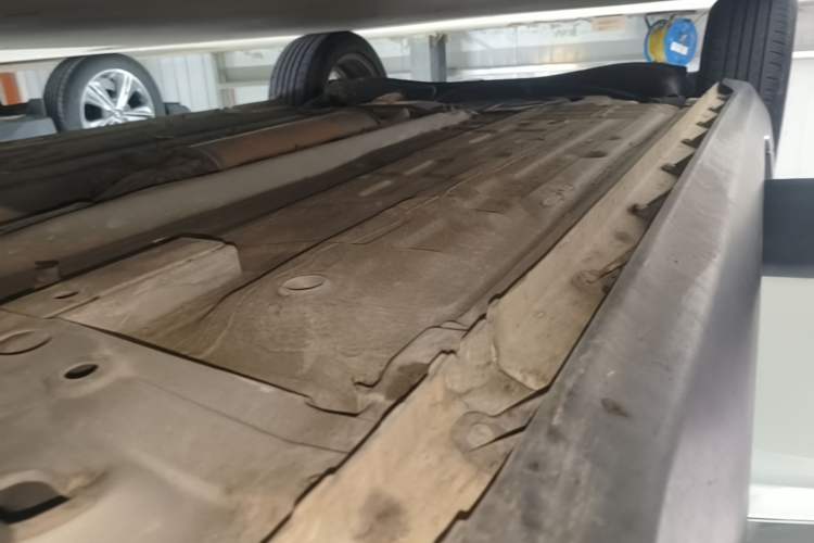 Used Luxgen U5 SUV 2017 1.6L CVT Flagship Edition Right Side Sill