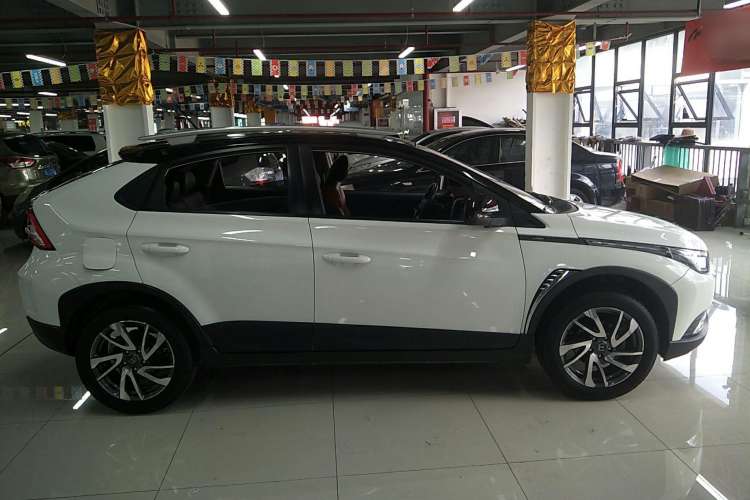 Used Luxgen U5 SUV 2017 1.6L CVT Maxima AR+ Edition Right Side