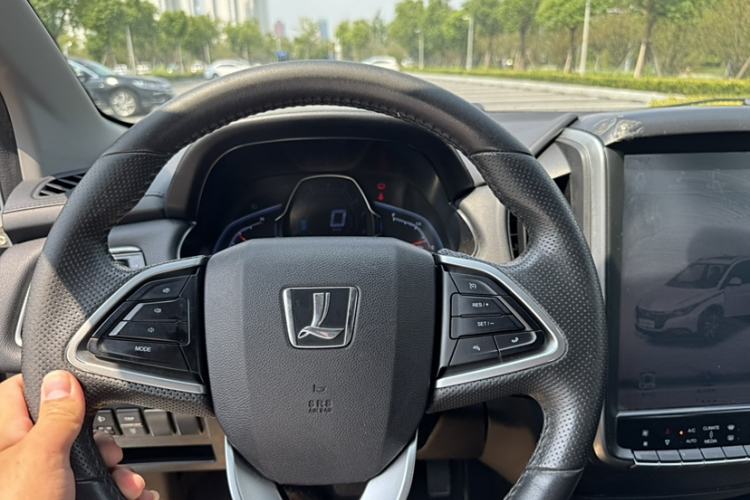 Used Luxgen U5 SUV 2017 1.6L CVT Prestige Edition Steering Wheel