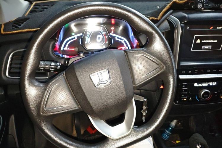 Used Luxgen U5 SUV 2017 1.6L CVT Knight Edition Steering Wheel