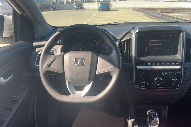 Used Luxgen U5 SUV 2017 1.6L CVT Knight Edition Steering Wheel