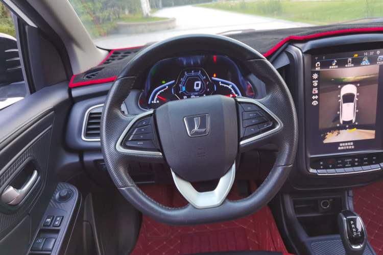 Used Luxgen U5 SUV 2017 1.6L CVT Maxima AR+ Edition Steering Wheel