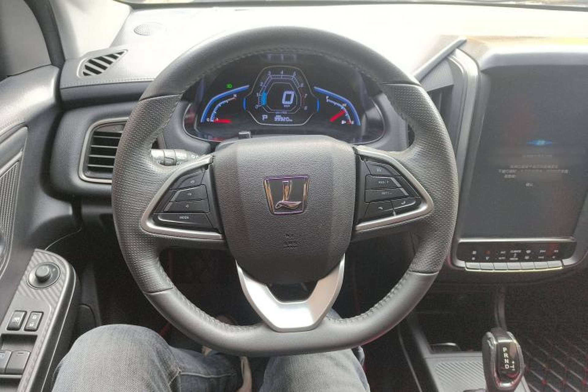 Used Luxgen U5 SUV 2017 1.6L CVT Jazz Edition Steering Wheel