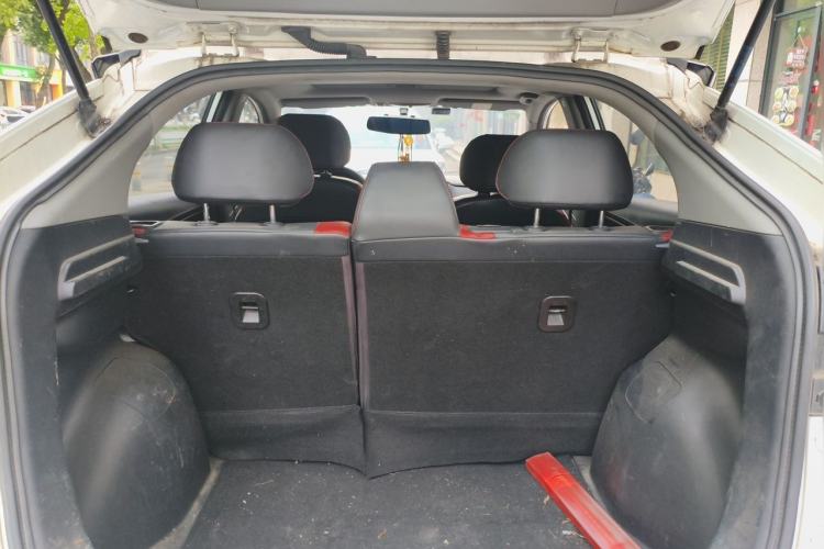 Used Luxgen U5 SUV 2017 1.6L CVT Jazz Edition Trunk