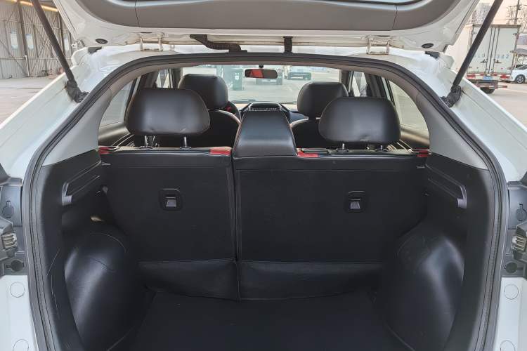 Used Luxgen U5 SUV 2017 1.6L CVT Jazz Edition Trunk