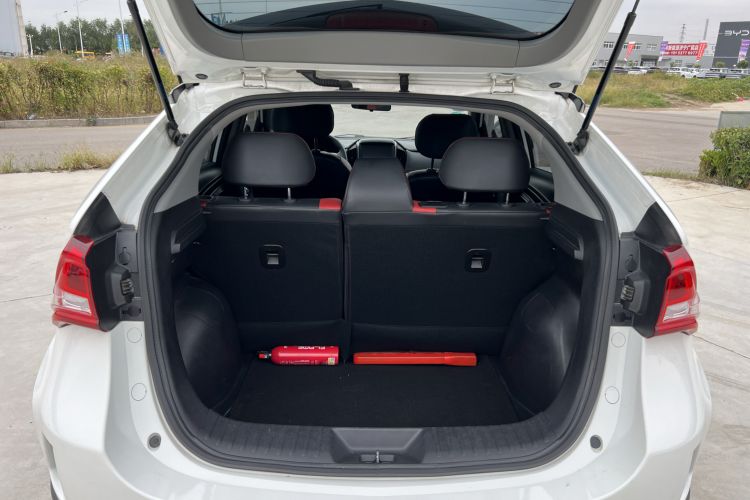 Used Luxgen U5 SUV 2017 1.6L CVT Jazz Edition Trunk