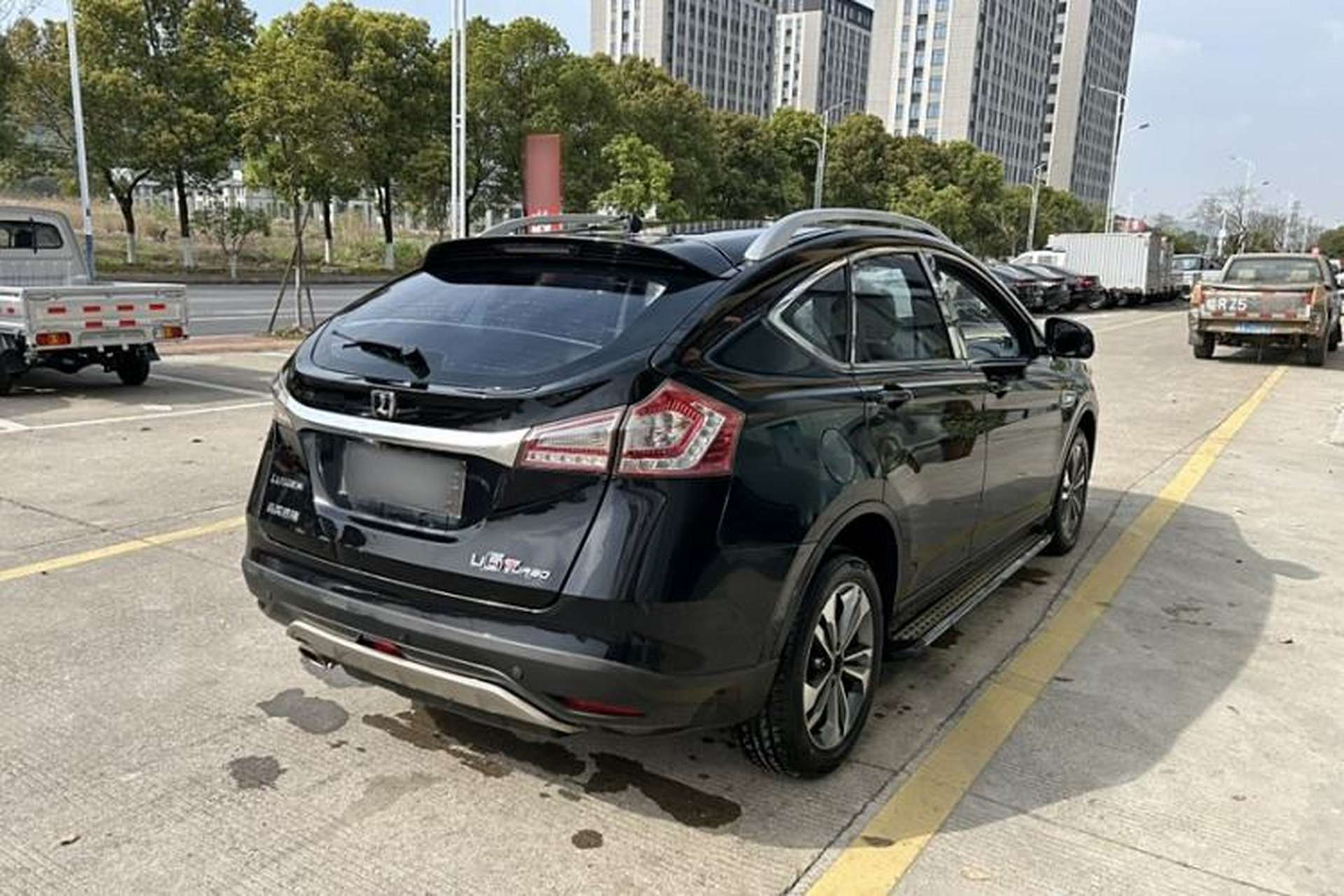 Used Luxgen U6 SUV 2014 1.8T Fashion Edition Exterior 5