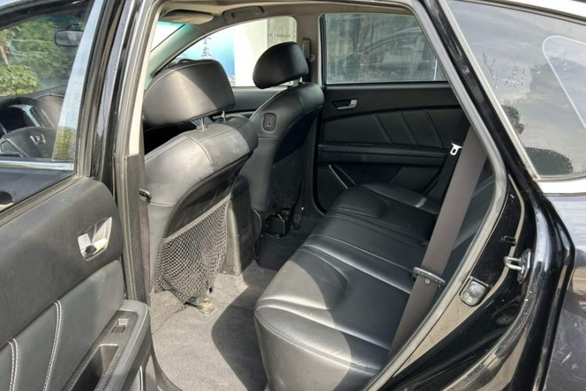 Used Luxgen U6 SUV 2014 1.8T Fashion Edition Interior 3