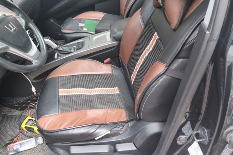 Used Luxgen U6 SUV 2014 1.8T Fashion Edition Left Front Seat