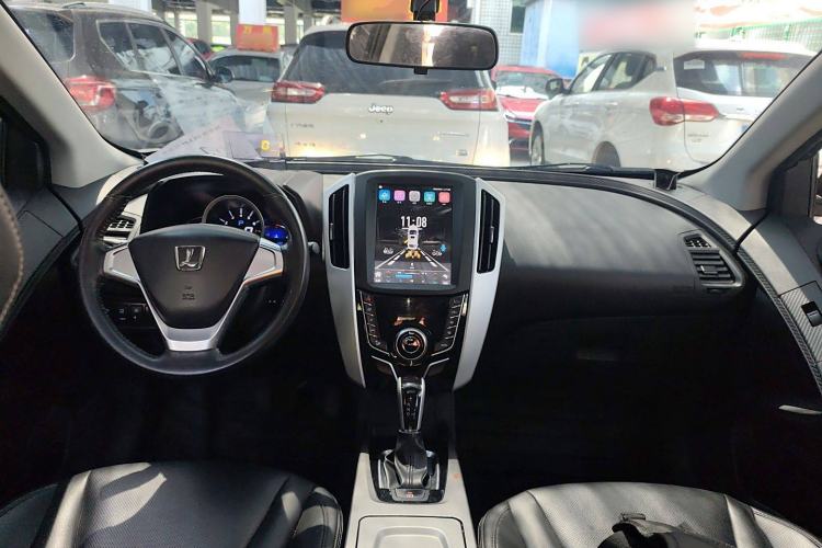 Used Luxgen U6 SUV 2014 1.8T Fashion Edition Center Console