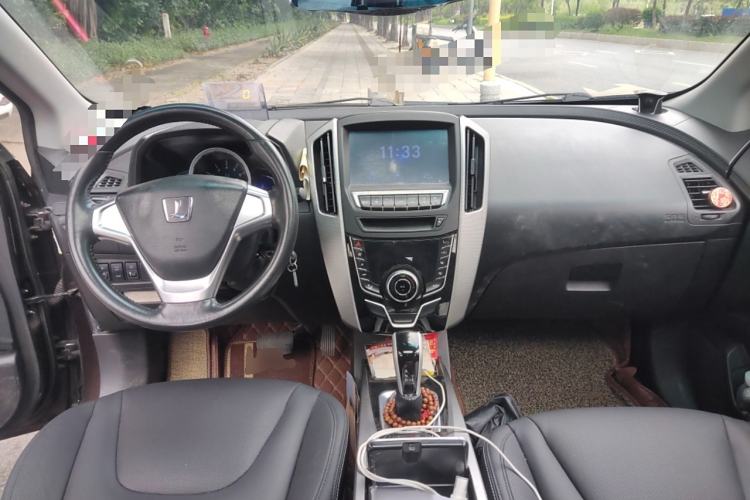 Used Luxgen U6 SUV 2014 1.8T Fashion Edition Center Console
