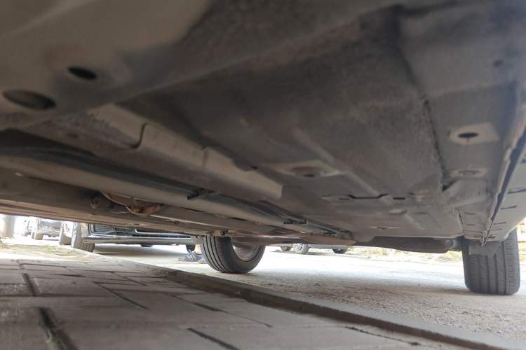 Used Luxgen U6 SUV 2014 2.0T ZhiZun Model Chassis Front Left