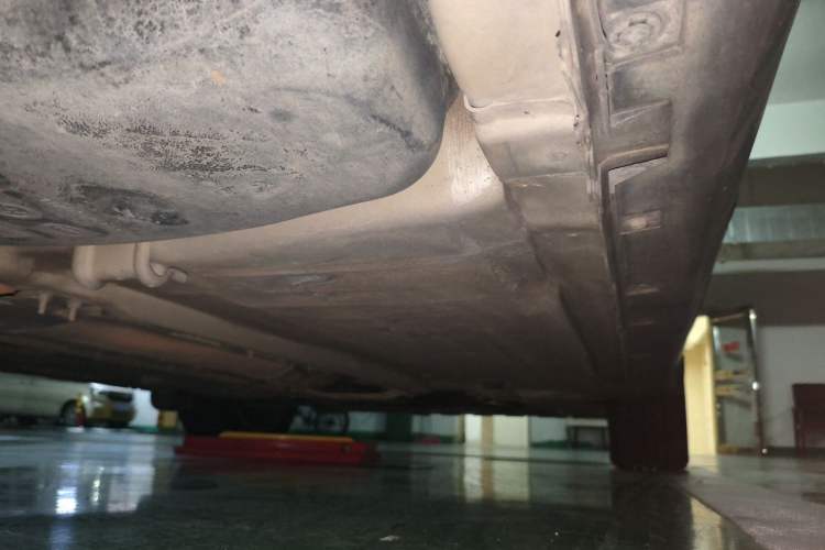 Used Luxgen U6 SUV 2014 1.8T Fashion Edition Chassis Front Right