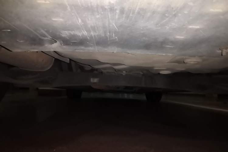Used Luxgen U6 SUV 2014 1.8T ZhiZun Model Chassis Rear