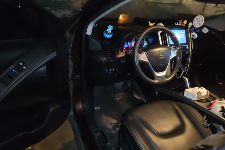 Used Luxgen U6 SUV 2014 1.8T Fashion Edition Driver Seat