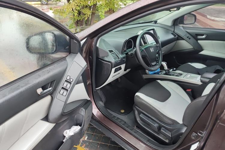 Used Luxgen U6 SUV 2014 1.8T New Innovation Type Driver Seat