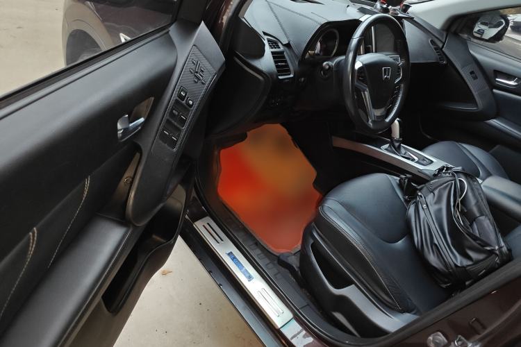 Used Luxgen U6 SUV 2014 1.8T ZhiZun Model Driver Seat