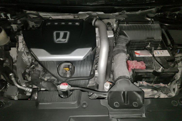 Used Luxgen U6 SUV 2014 1.8T Fashion Edition Engine Bay