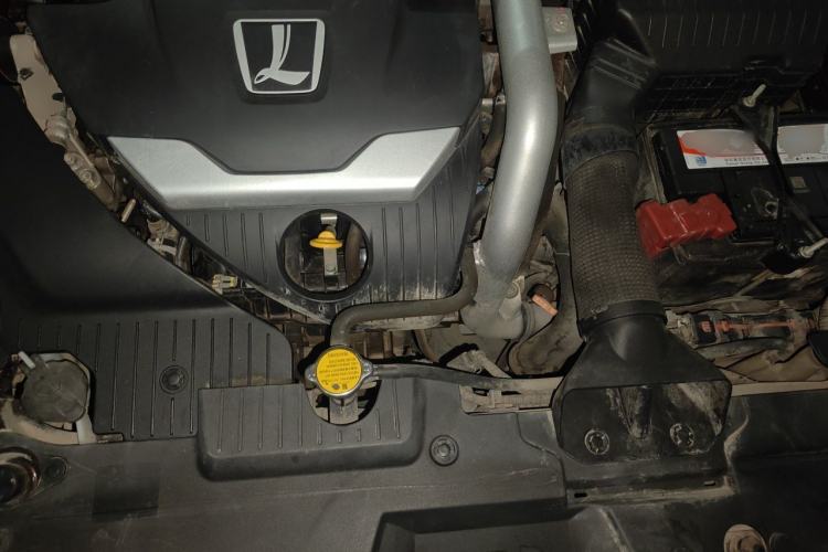 Used Luxgen U6 SUV 2014 1.8T Fashion Edition Engine Bay