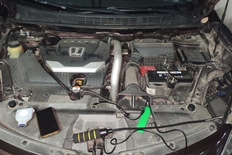 Used Luxgen U6 SUV 2014 1.8T Fashion Edition Engine Bay