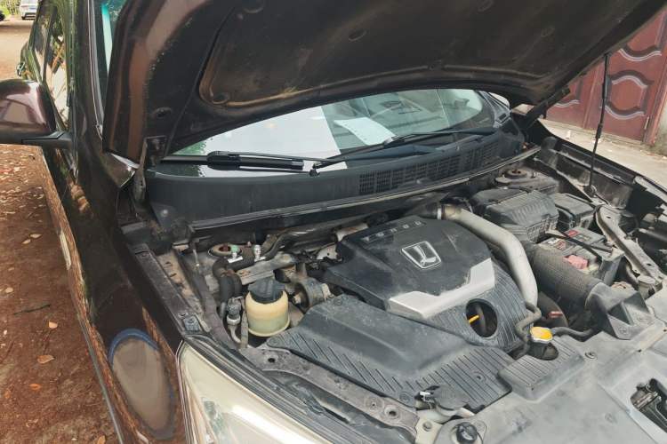 Used Luxgen U6 SUV 2014 1.8T Fashion Edition Engine Bay Right