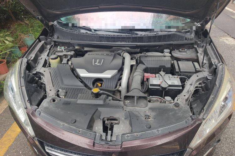 Used Luxgen U6 SUV 2014 1.8T Fashion Edition Engine Bay