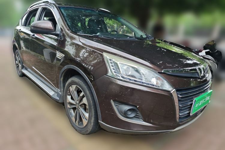 Used Luxgen U6 SUV 2014 1.8T Fashion Edition Front Right 45 Deg