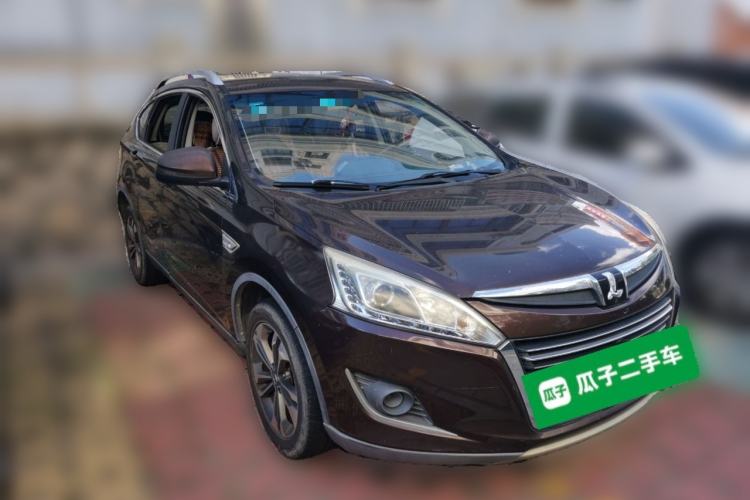 Used Luxgen U6 SUV 2014 1.8T Charm Version Front Right 45 Deg