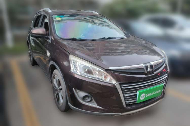 Used Luxgen U6 SUV 2014 1.8T Charm Version Front Right 45 Deg