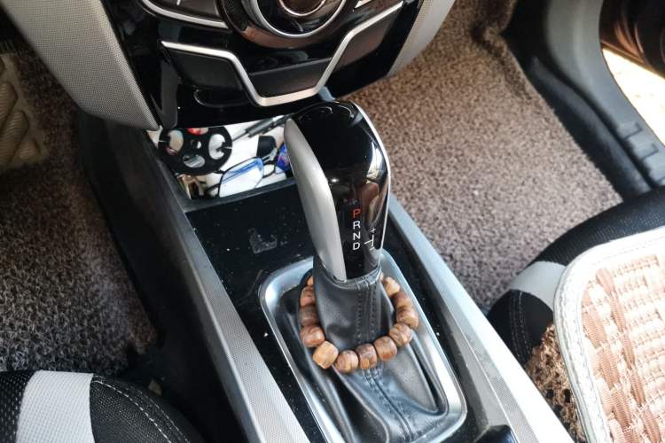 Used Luxgen U6 SUV 2014 1.8T Charm Version Gear Lever