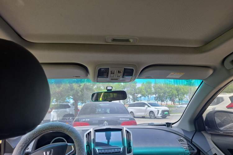 Used Luxgen U6 SUV 2014 1.8T Fashion Edition Headliner