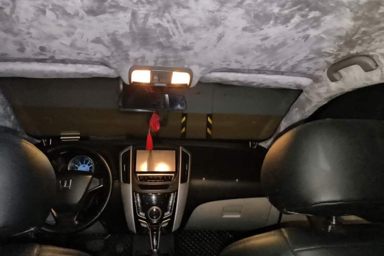 Used Luxgen U6 SUV 2014 1.8T Fashion Edition Headliner