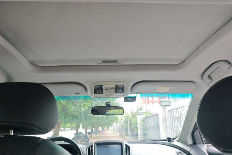 Used Luxgen U6 SUV 2014 1.8T Fashion Edition Headliner