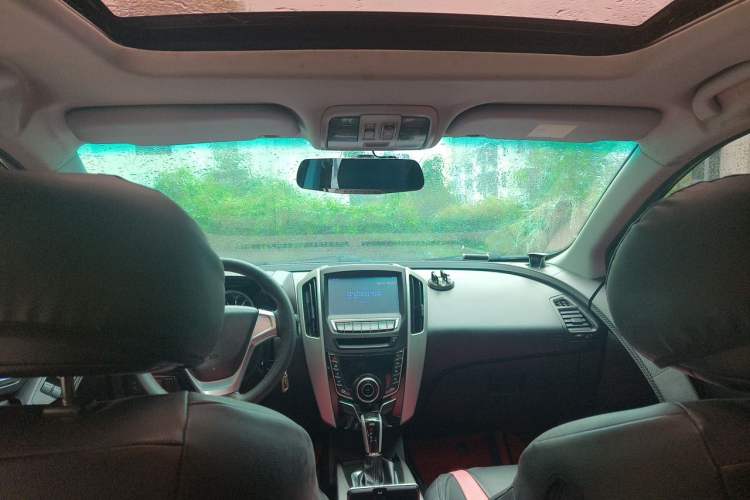 Used Luxgen U6 SUV 2014 1.8T Fashion Edition Headliner