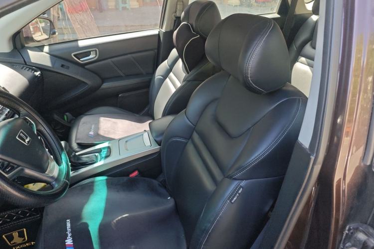 Used Luxgen U6 SUV 2014 1.8T ZhiZun Model Left Front Seat