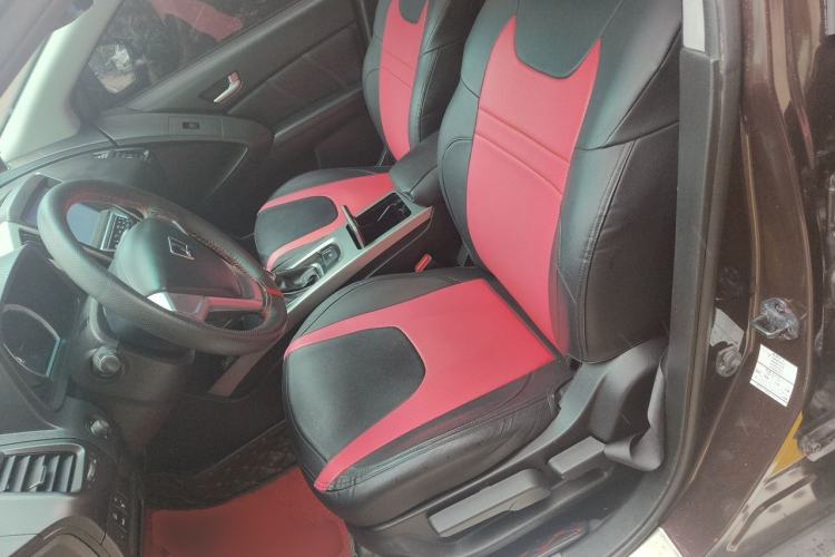 Used Luxgen U6 SUV 2014 1.8T Fashion Edition Left Front Seat
