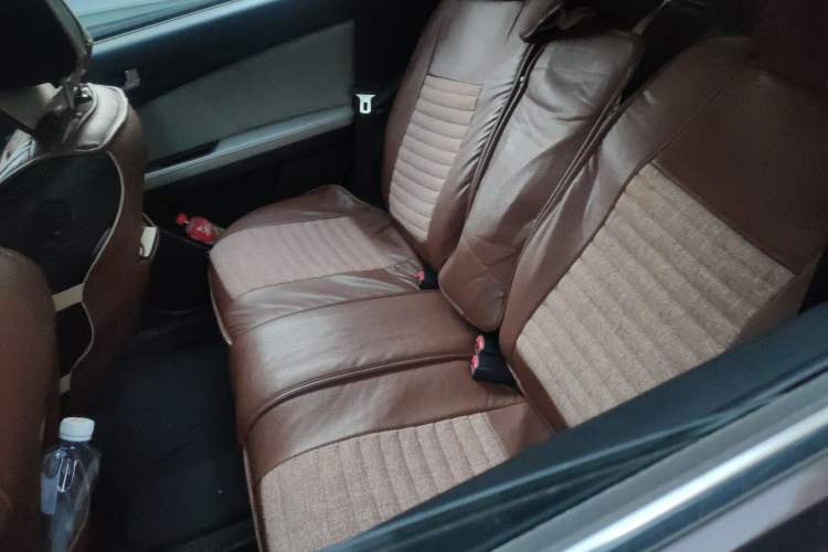 Used Luxgen U6 SUV 2014 1.8T Charm Version Left Rear Seat