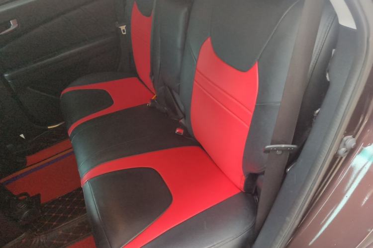 Used Luxgen U6 SUV 2014 1.8T Fashion Edition Left Rear Seat