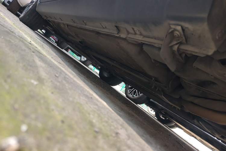 Used Luxgen U6 SUV 2014 1.8T Fashion Edition Left Side Sill
