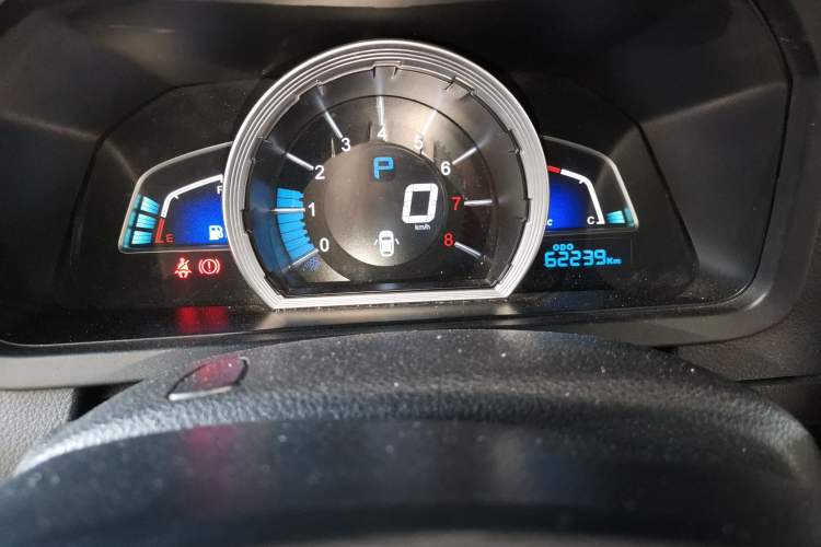Used Luxgen U6 SUV 2014 1.8T Charm Version Odometer Close Up