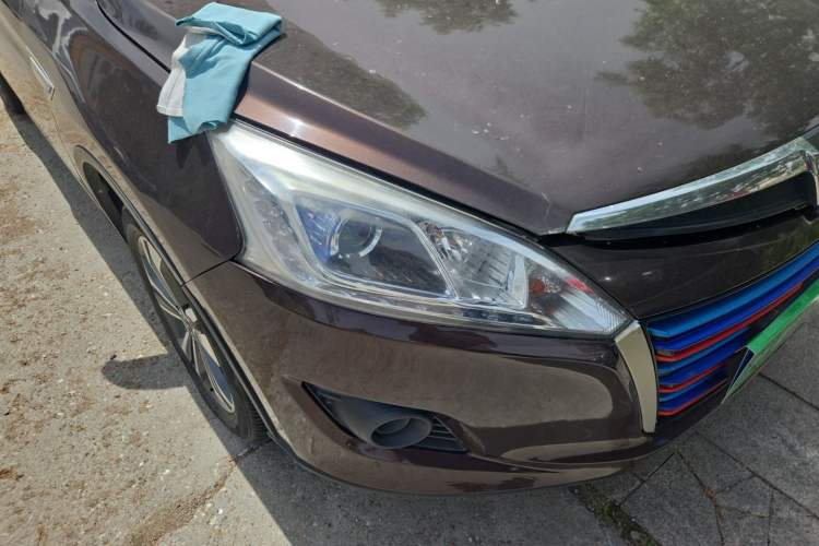 Used Luxgen U6 SUV 2014 1.8T Fashion Edition Right Front Headlight