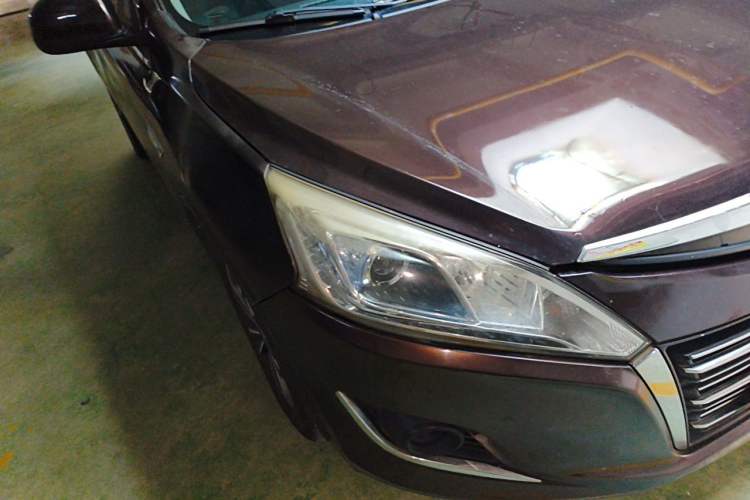 Used Luxgen U6 SUV 2014 1.8T Fashion Edition Right Front Headlight