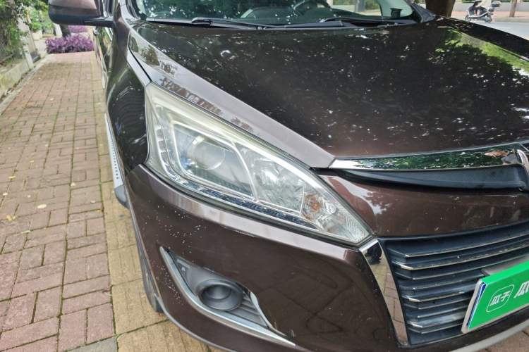 Used Luxgen U6 SUV 2014 1.8T Fashion Edition Right Front Headlight