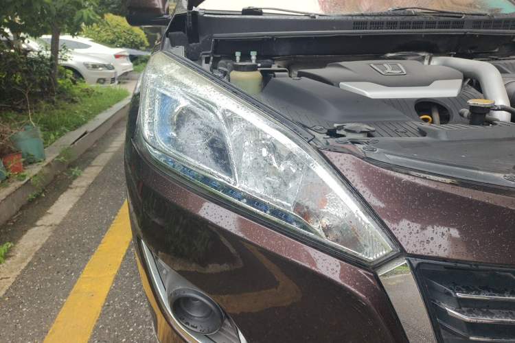 Used Luxgen U6 SUV 2014 1.8T Fashion Edition Right Front Headlight