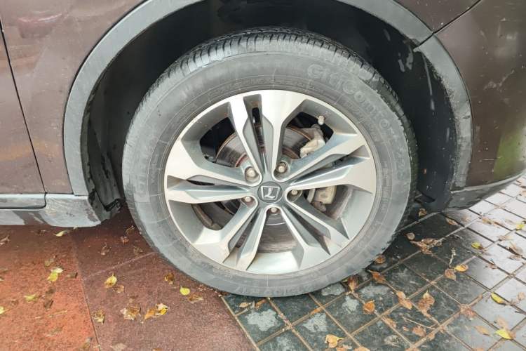 Used Luxgen U6 SUV 2014 1.8T New Innovation Type Right Front Wheel Hub